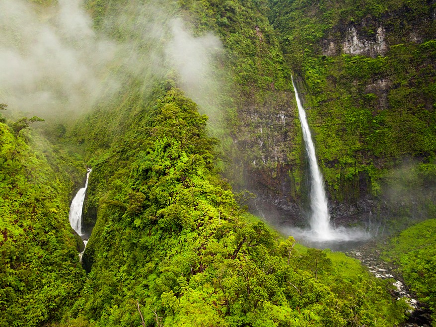 Hinalele Falls (right) and other waterfalls at the head of Wainiha Valley, Kauai, Hawaii.